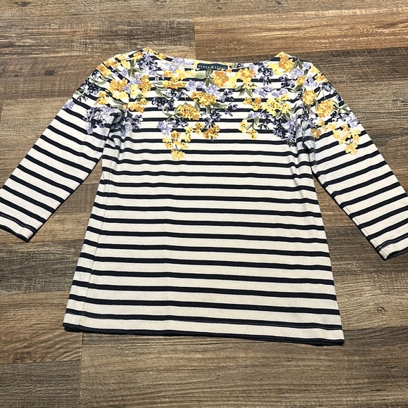 Karen Scott Tops - Flower Accent 3/4 Sleeve Blouse